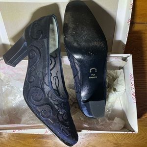 Elegant Navy Blue Satin and Mesh Women's Shoes, Size 7